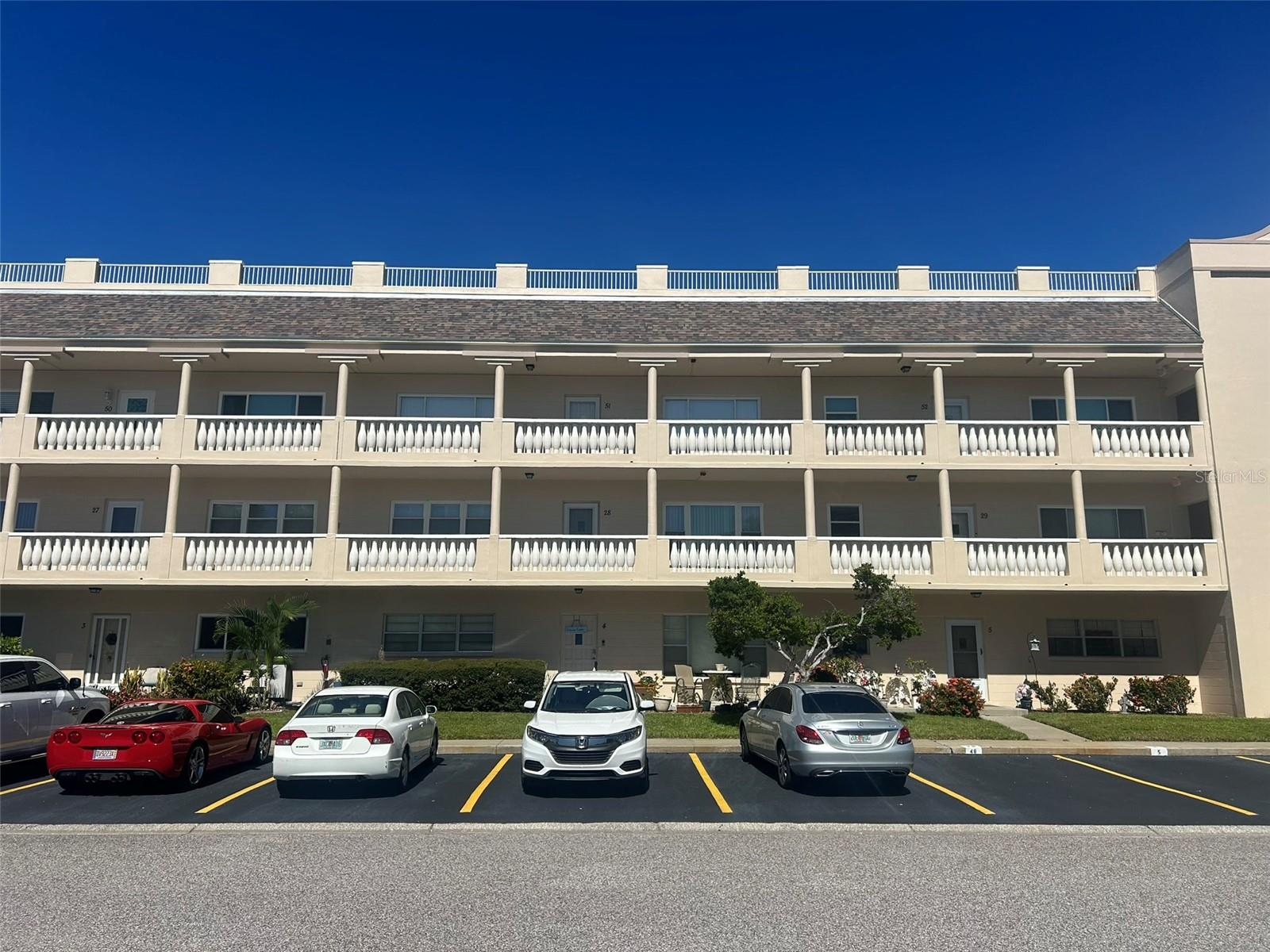 2170 AMERICUS BOULEVARD S 51