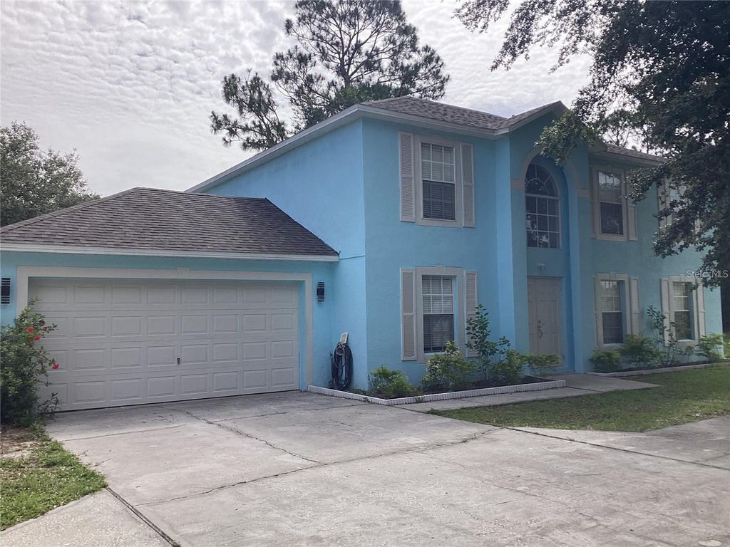 Photo of 974 Derbyshire Drive, Kissimmee, FL 34758 (MLS # S5148767)