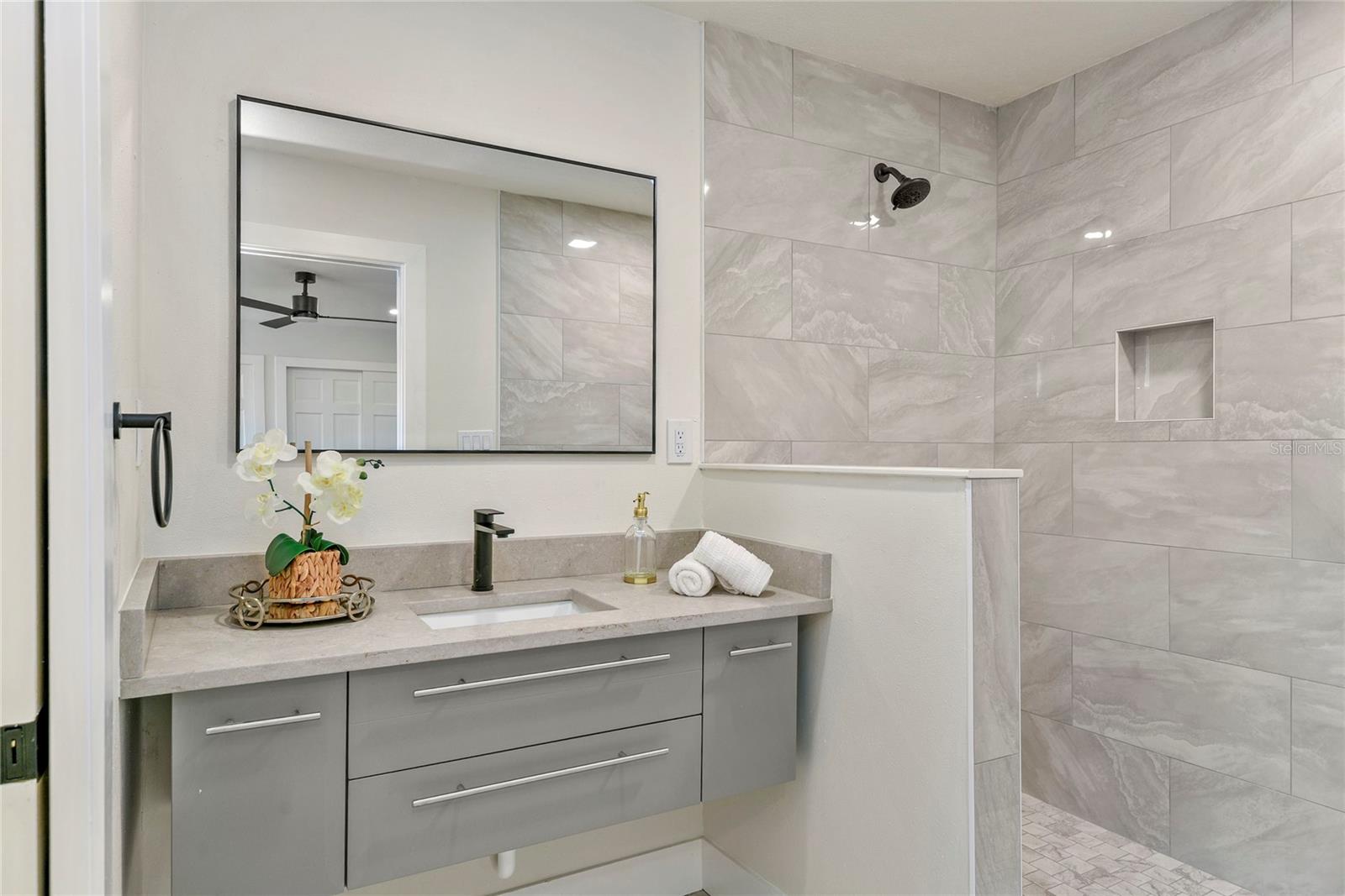 WINTER PARK OASIS - Residential