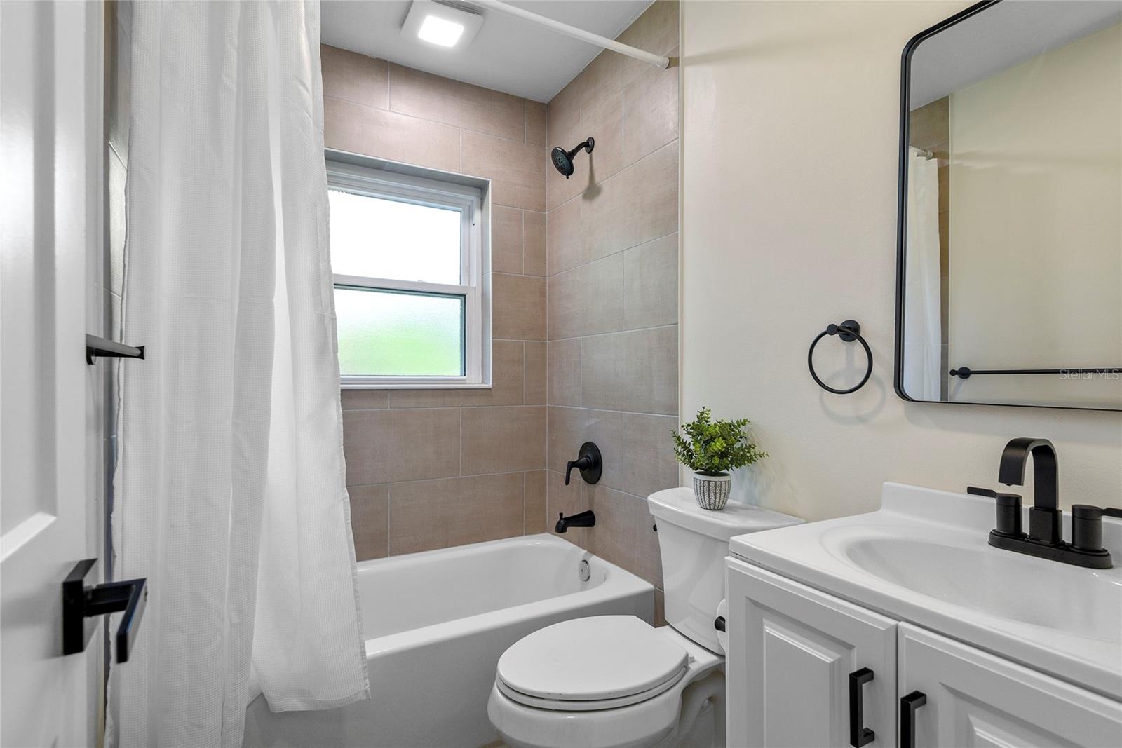 WINTER PARK OASIS - Residential