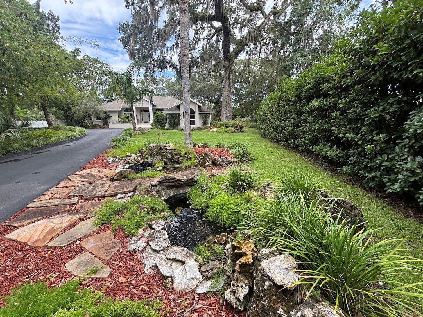 750 NW SNUG HARBOR ROAD