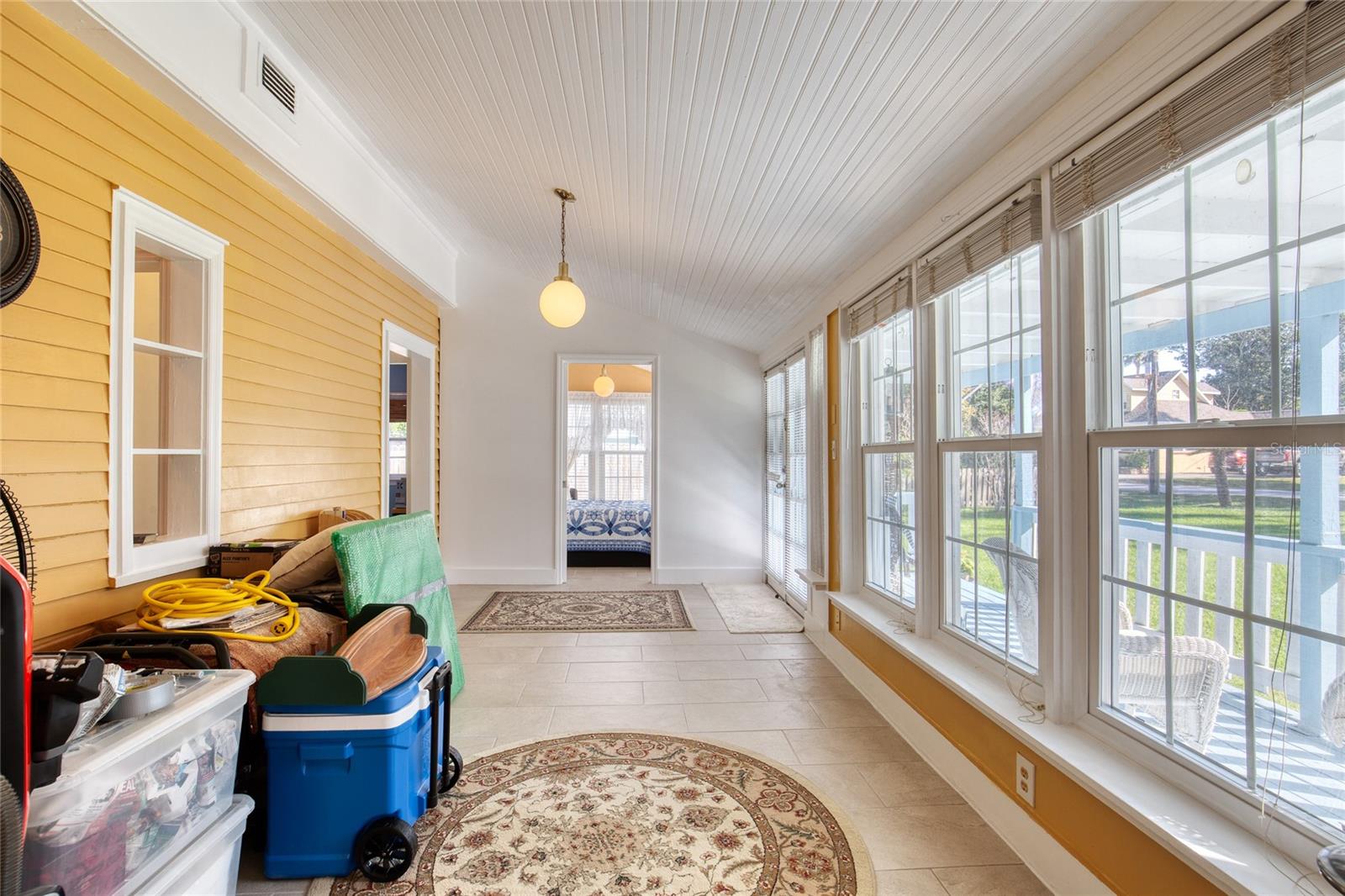 HARBOR OAKS UNIT 01 - Residential Income