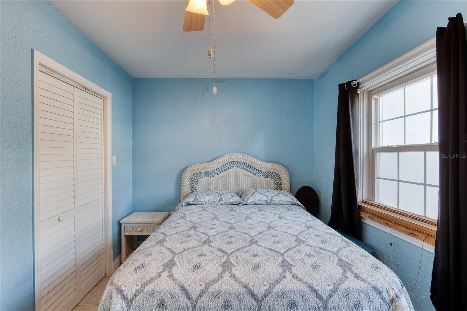 HARBOR OAKS UNIT 01 - Residential Income