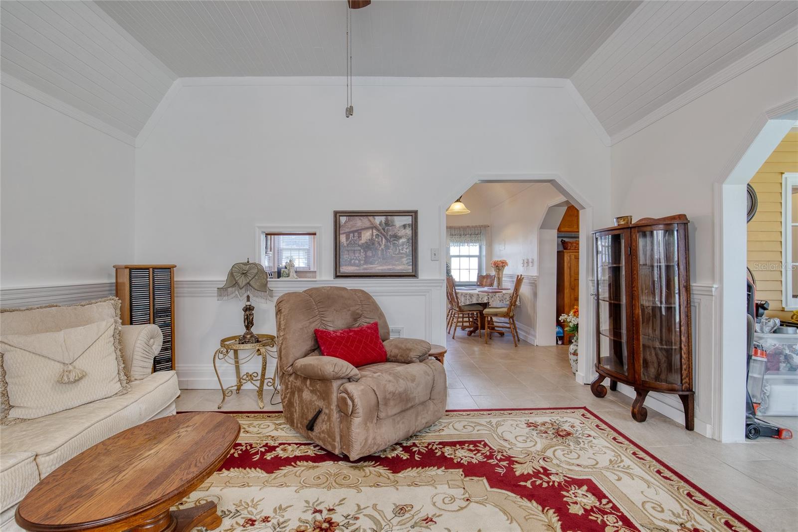 HARBOR OAKS UNIT 01 - Residential Income