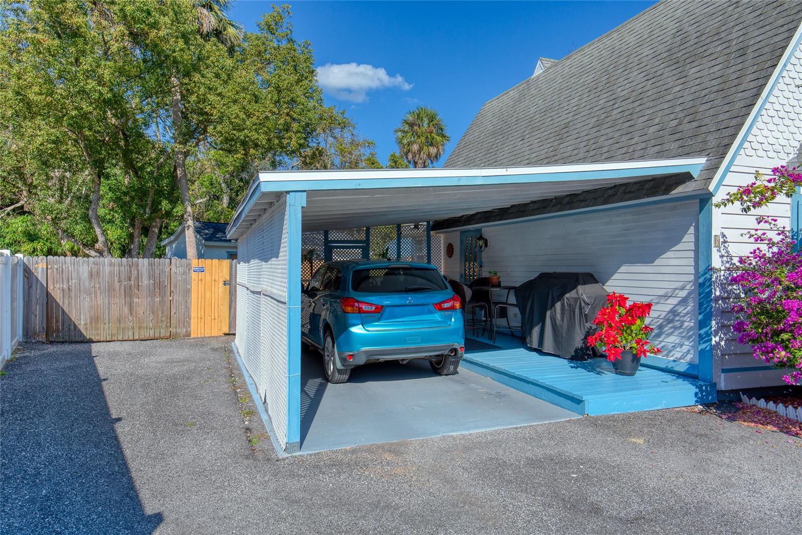 HARBOR OAKS UNIT 01 - Residential Income