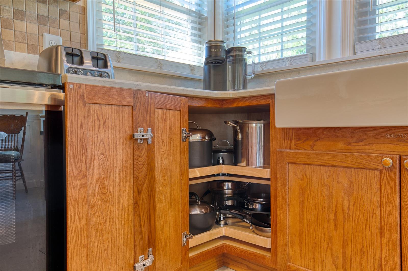 HARBOR OAKS UNIT 01 - Residential Income