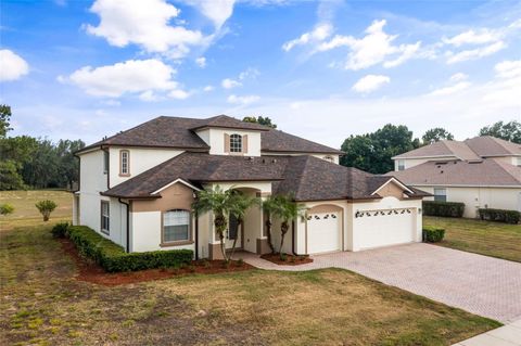 A home in APOPKA