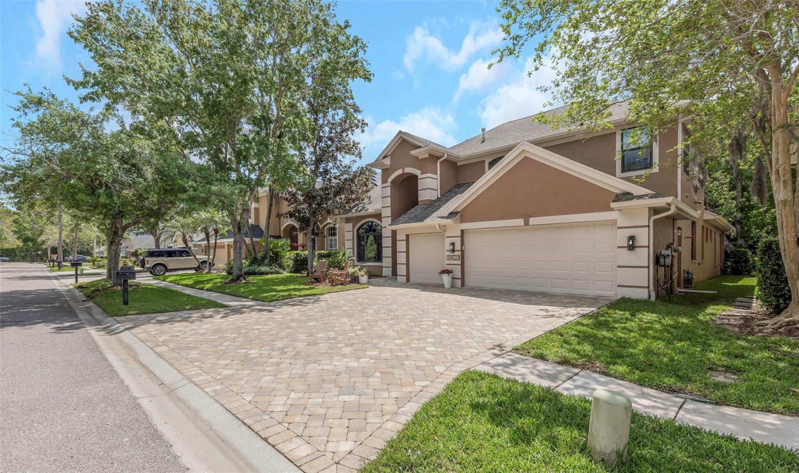 10422 GREENDALE DRIVE