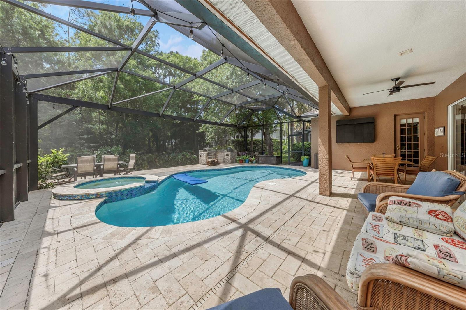 WESTCHASE SEC 306B - Residential