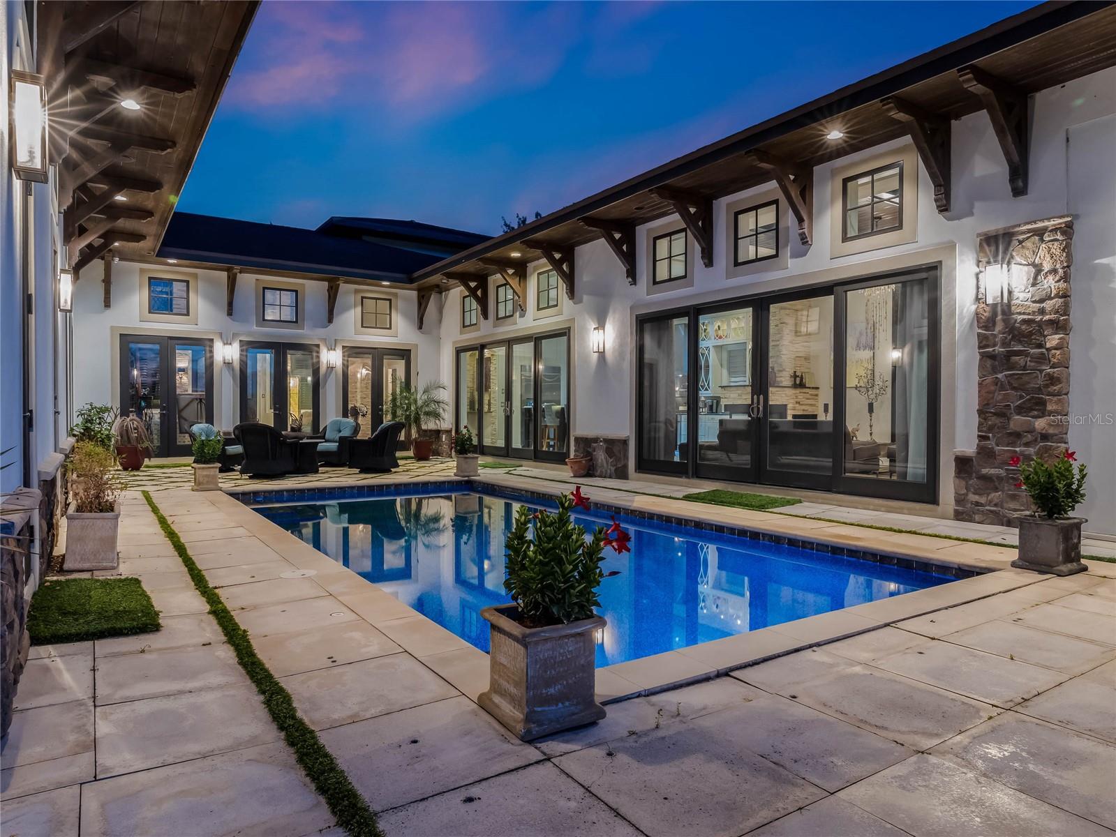 APSHAWA GROVES - Residential