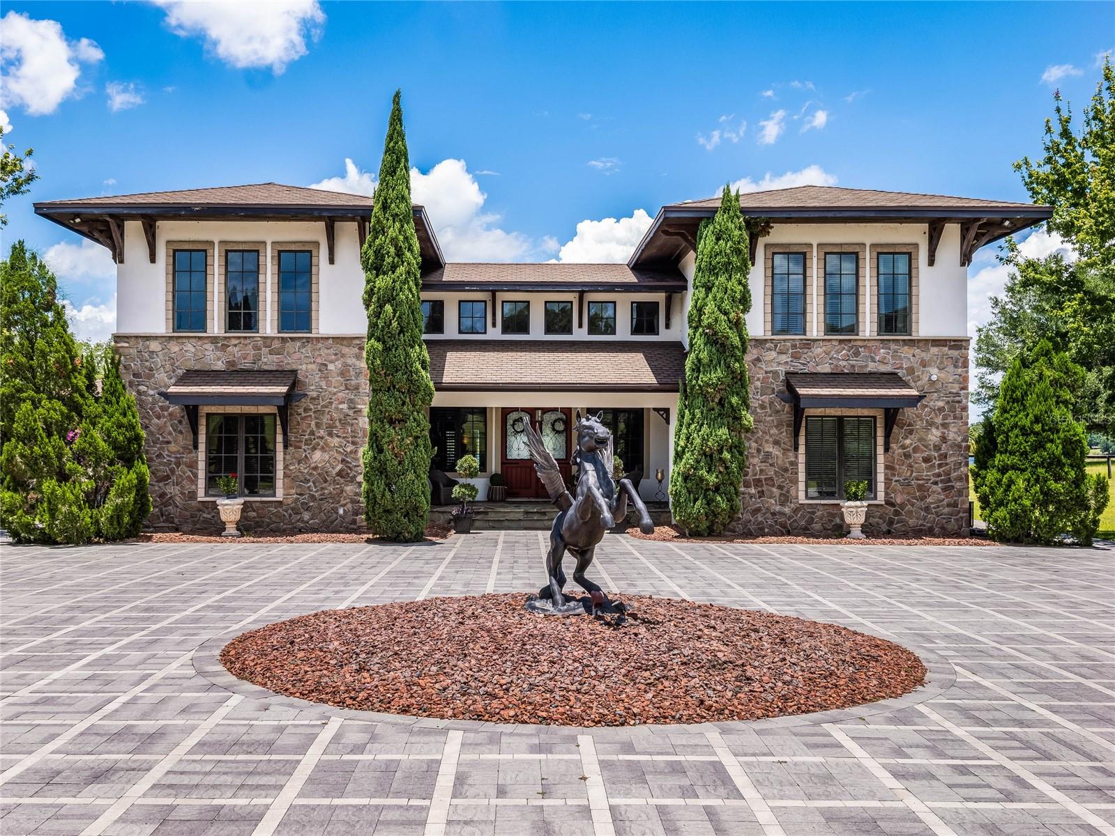 APSHAWA GROVES - Residential