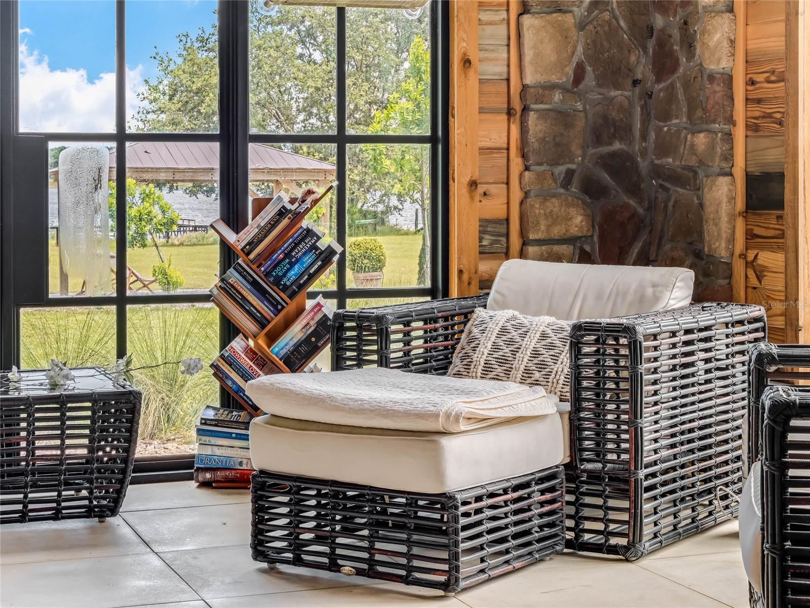 APSHAWA GROVES - Residential