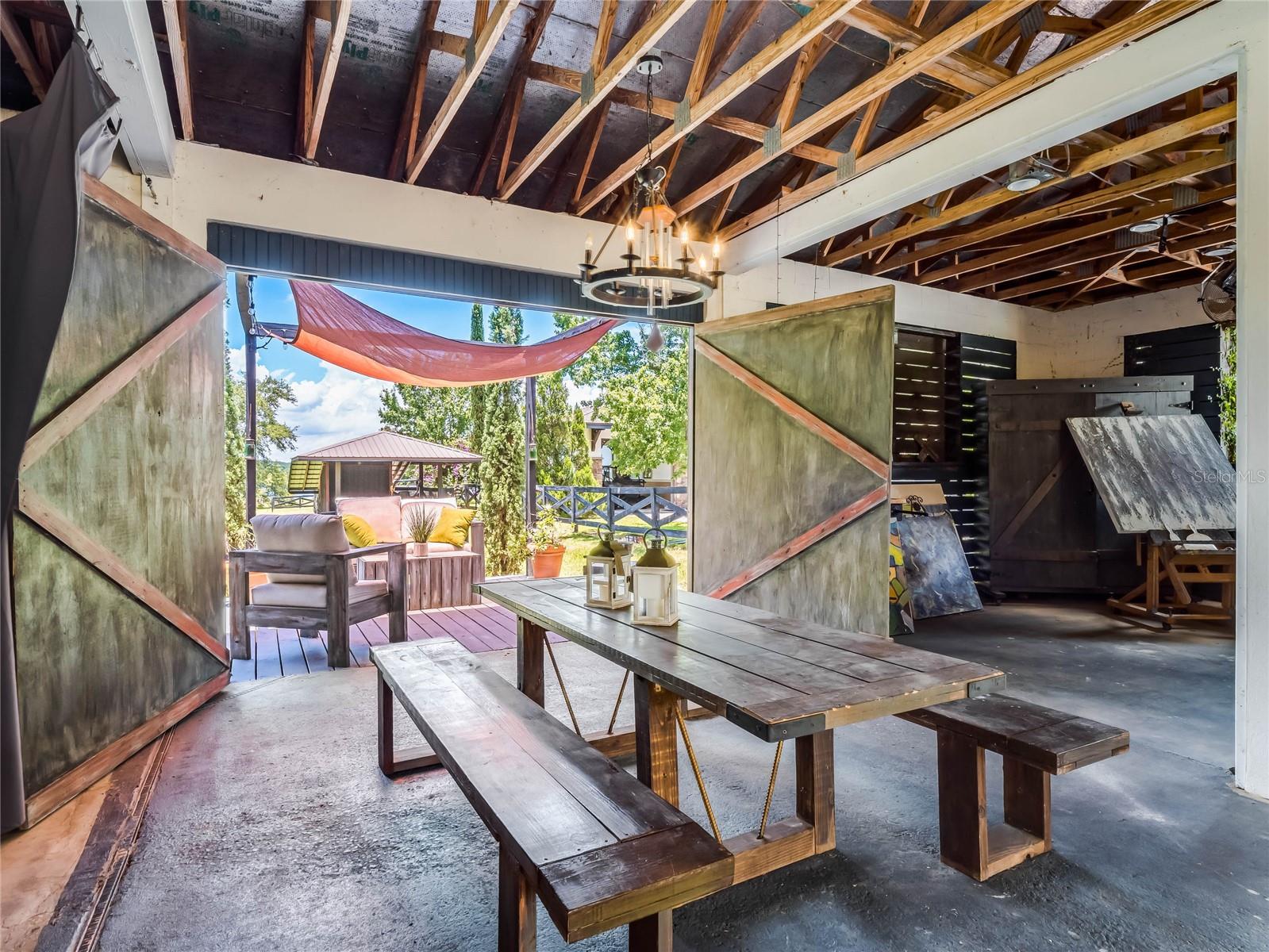 APSHAWA GROVES - Residential