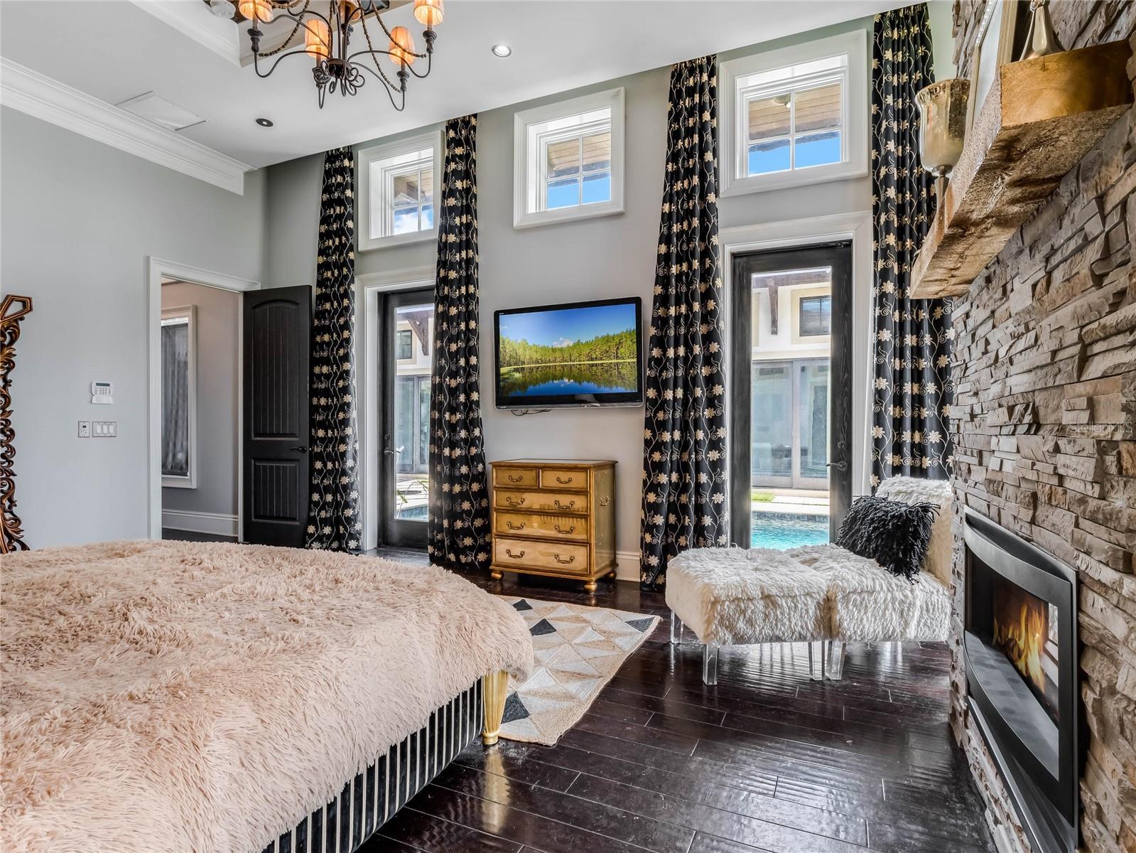 APSHAWA GROVES - Residential