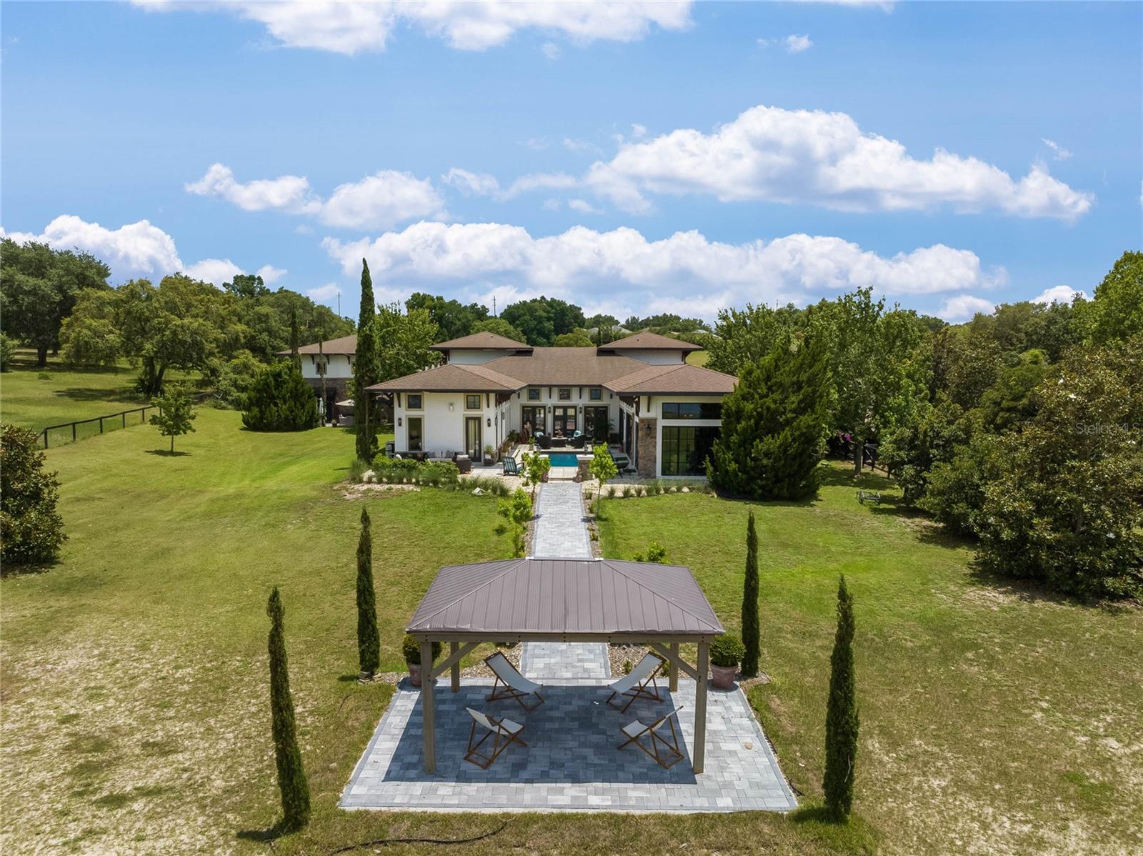 APSHAWA GROVES - Residential