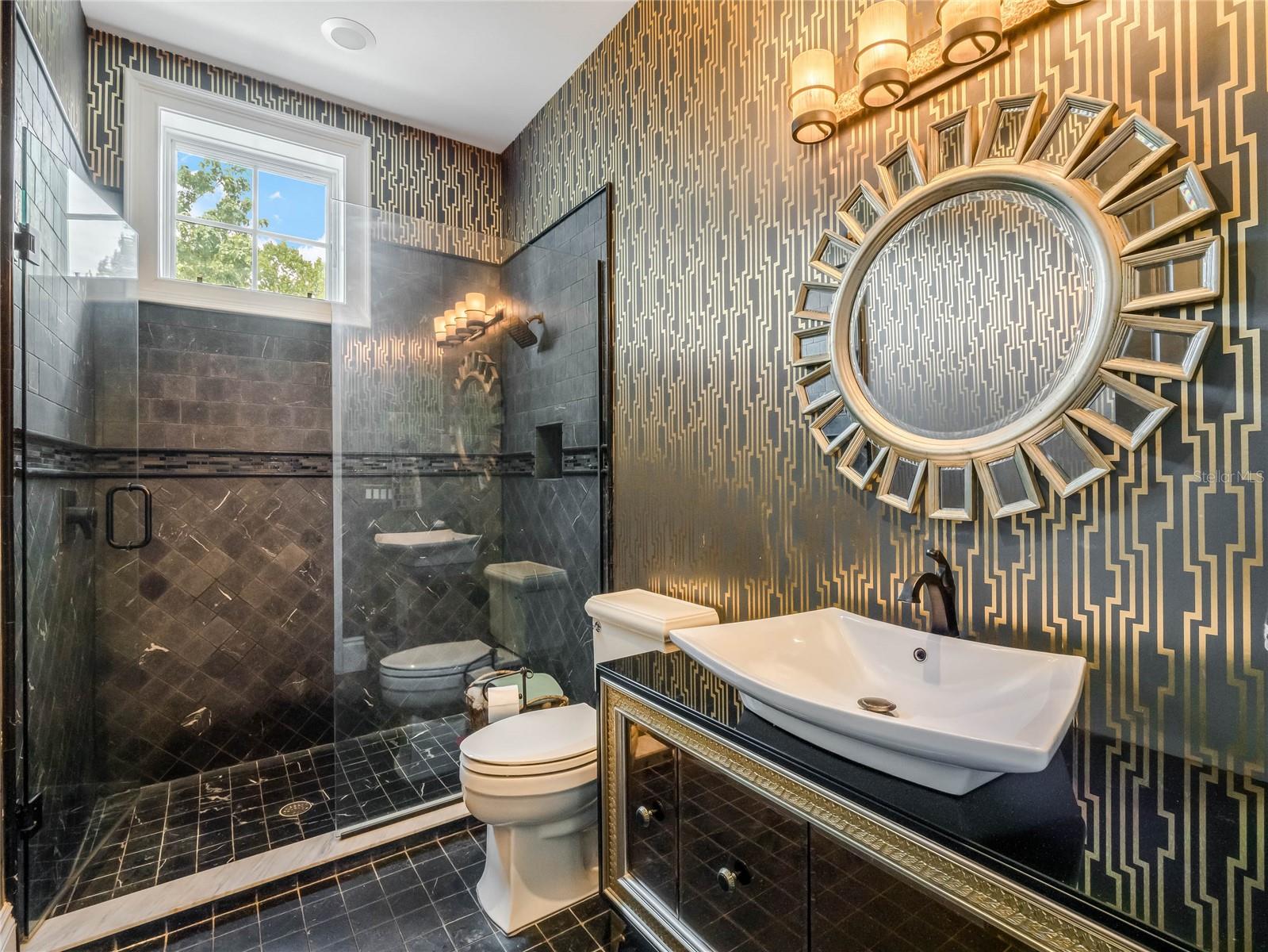 APSHAWA GROVES - Residential