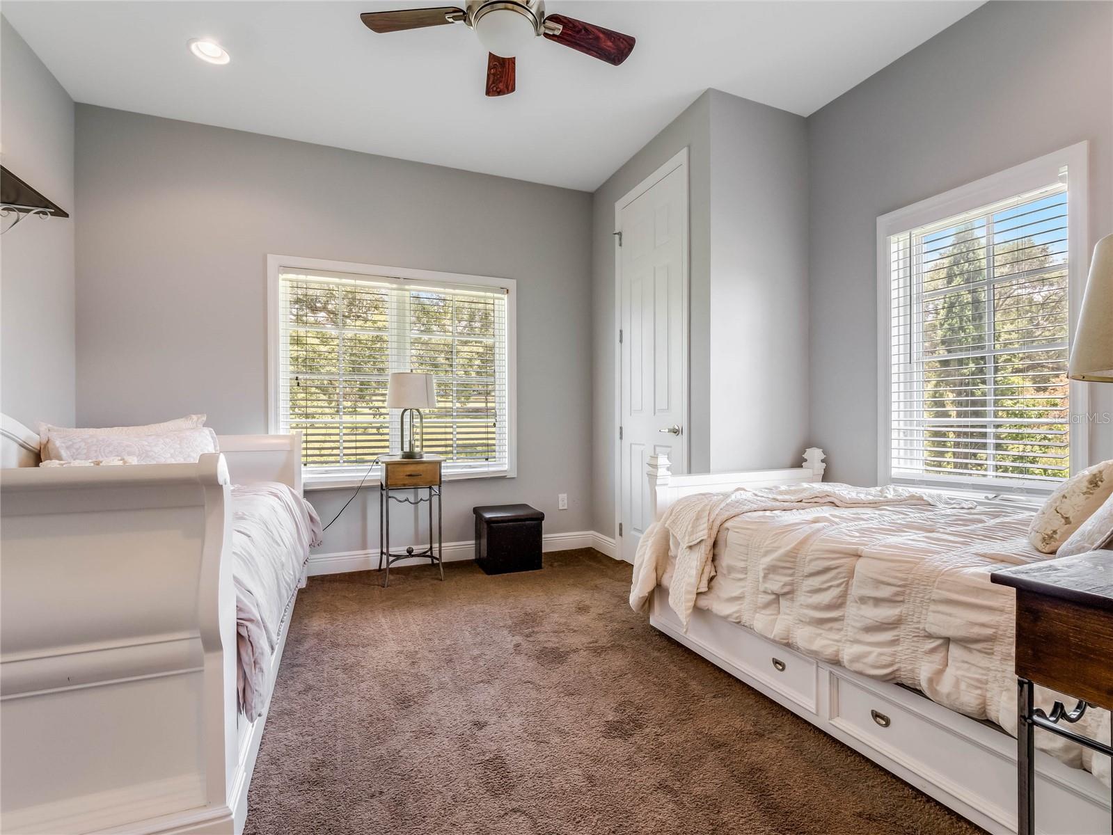 APSHAWA GROVES - Residential