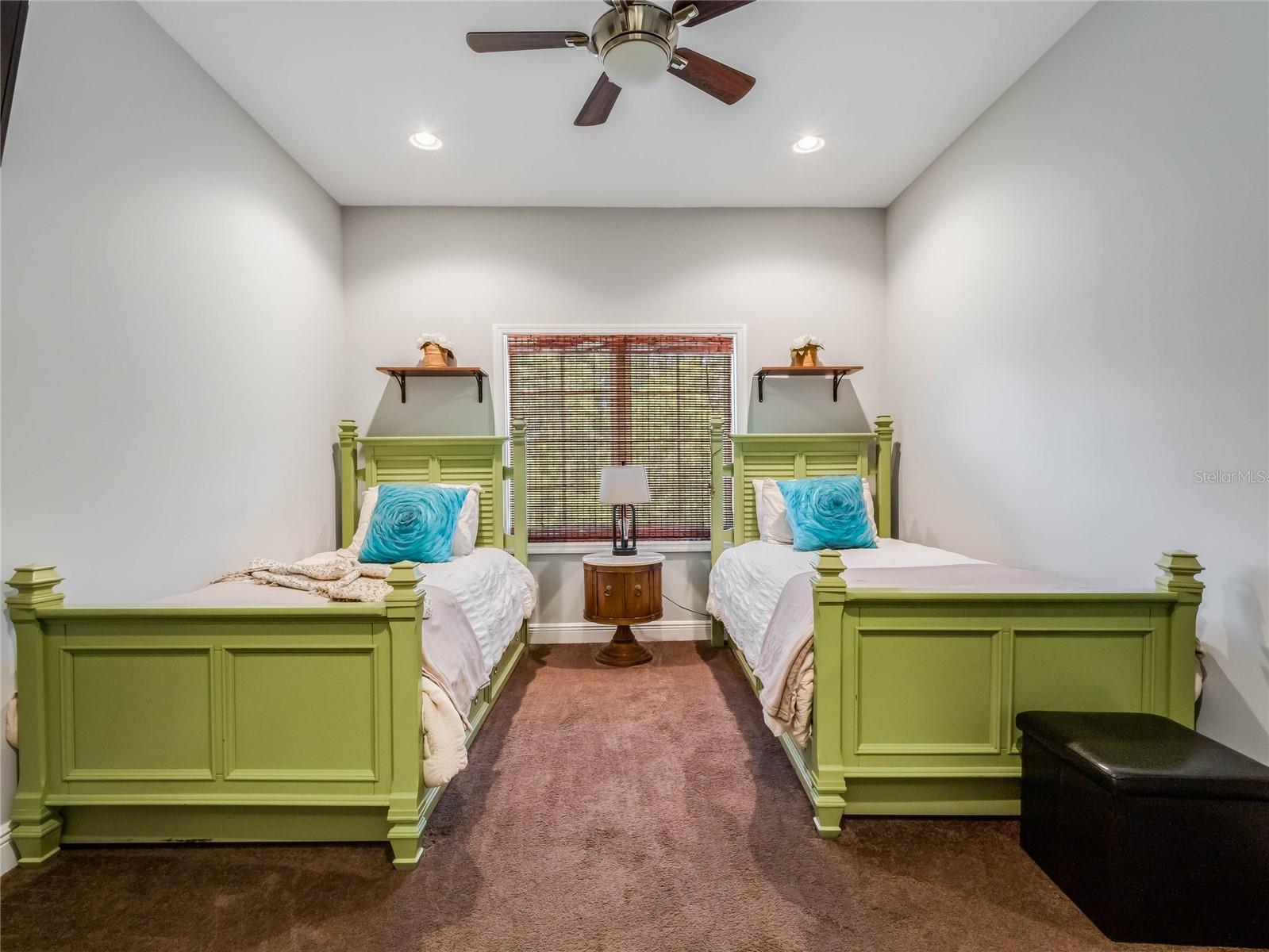 APSHAWA GROVES - Residential