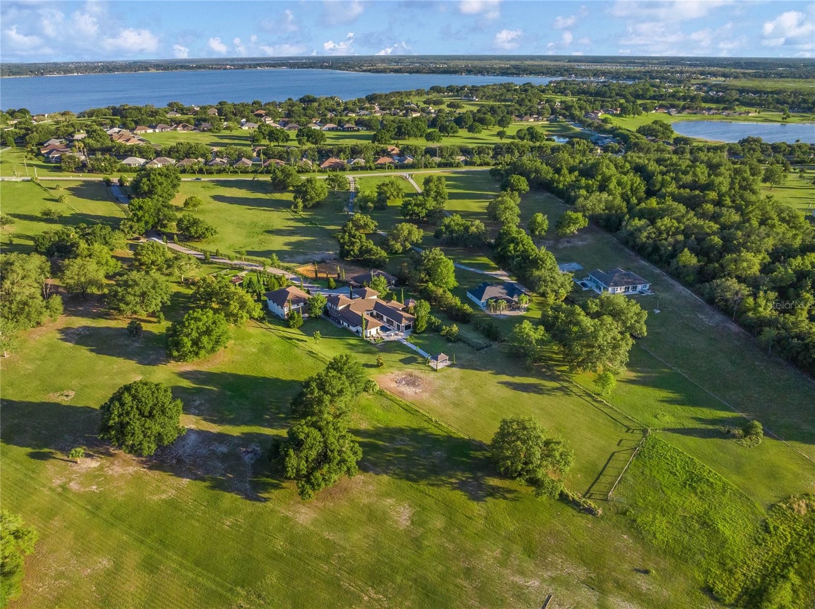 APSHAWA GROVES - Residential