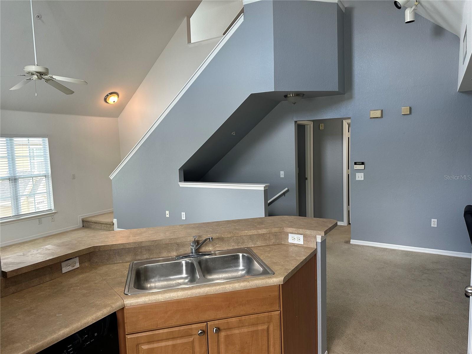 ADMIRALS WALK - Residential Lease