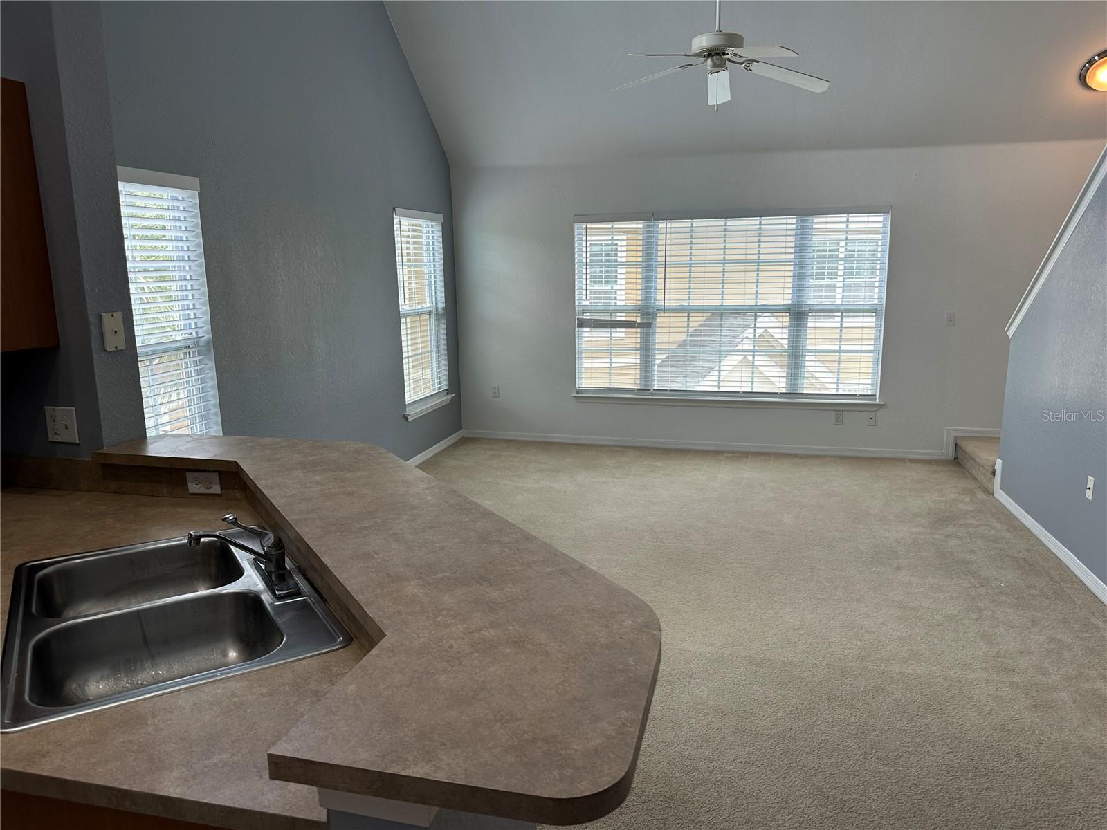ADMIRALS WALK - Residential Lease