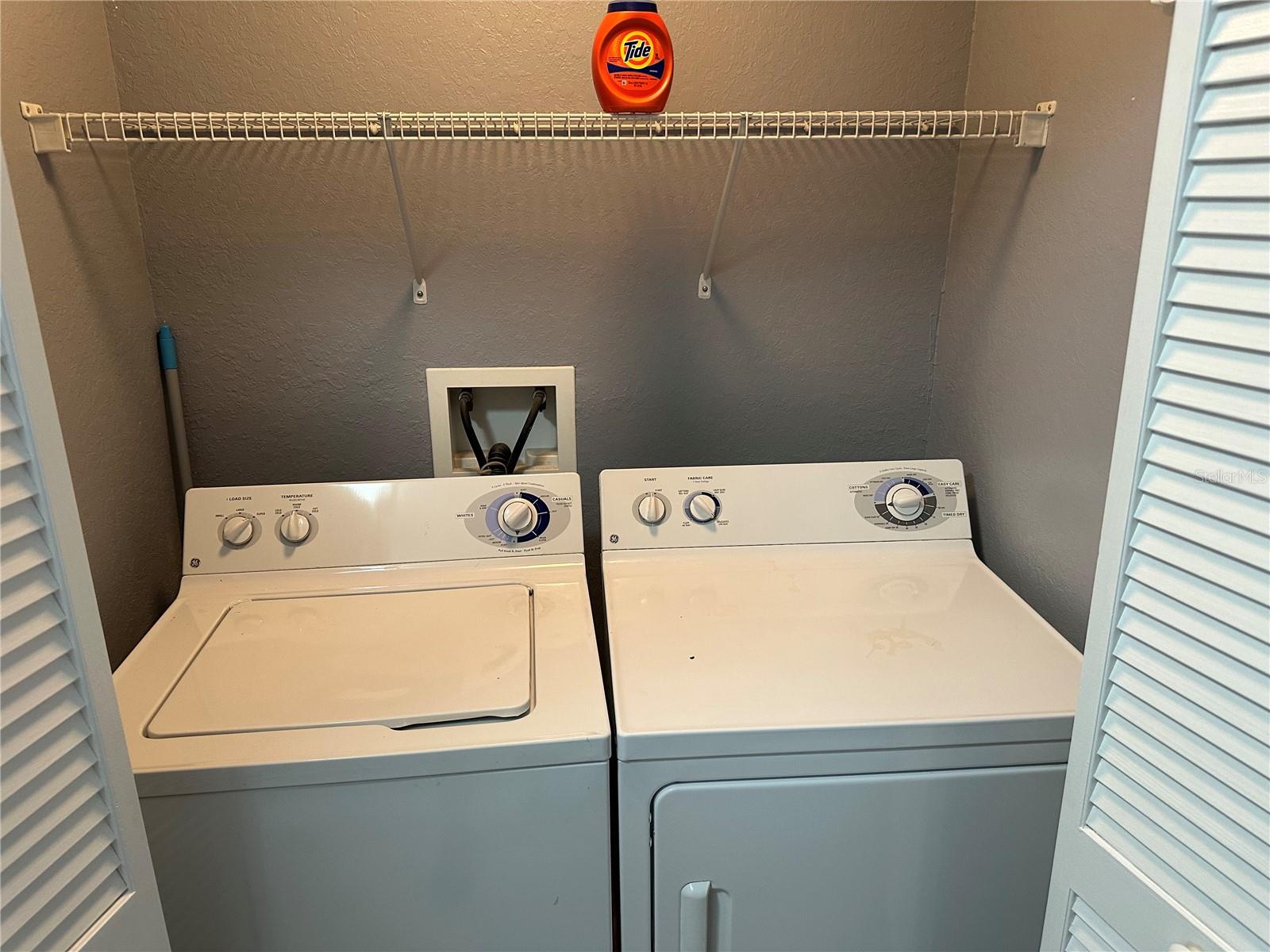 ADMIRALS WALK - Residential Lease