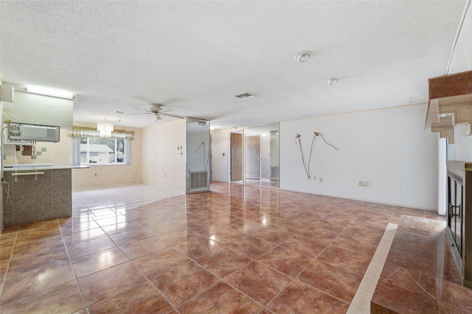 VIVA VILLAS - Residential