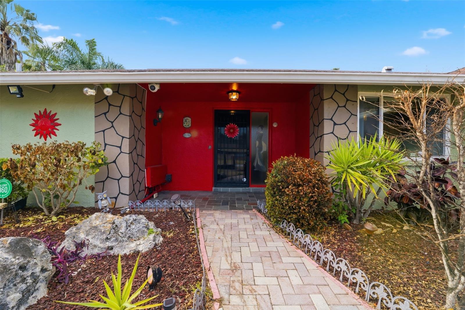 VIVA VILLAS - Residential