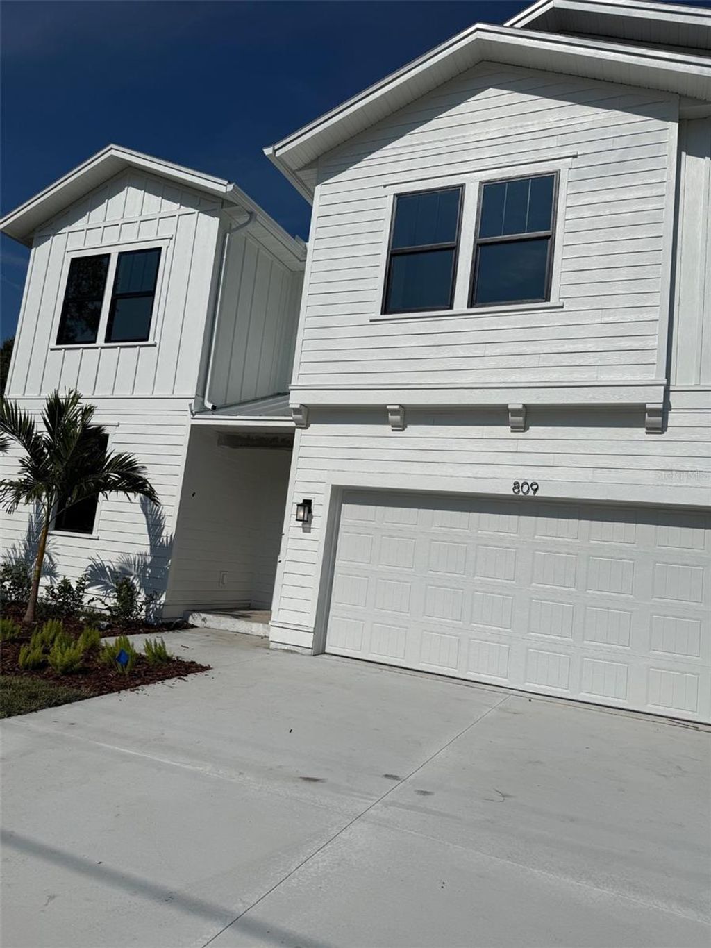 Photo of 809 W Indiana Avenue, Tampa, FL 33603 (MLS # TB8330083)