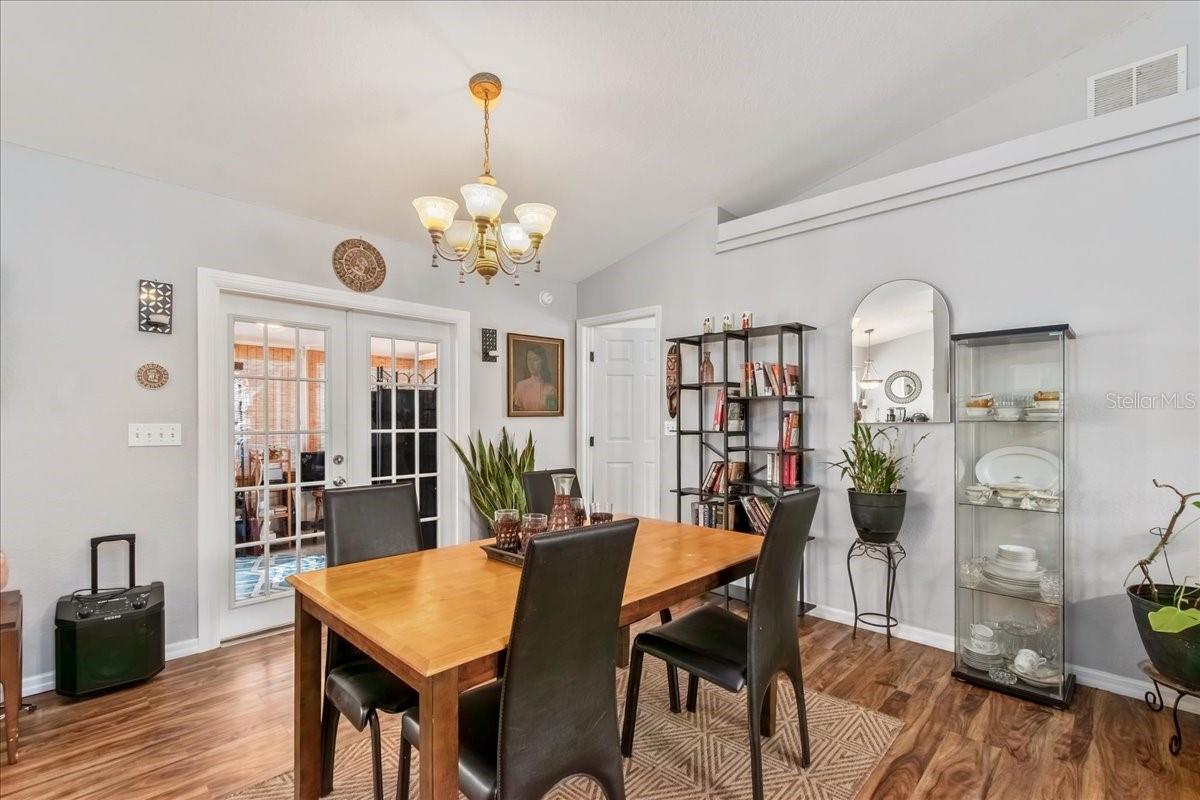 SILVER SPGS SHORES UN 26 - Residential