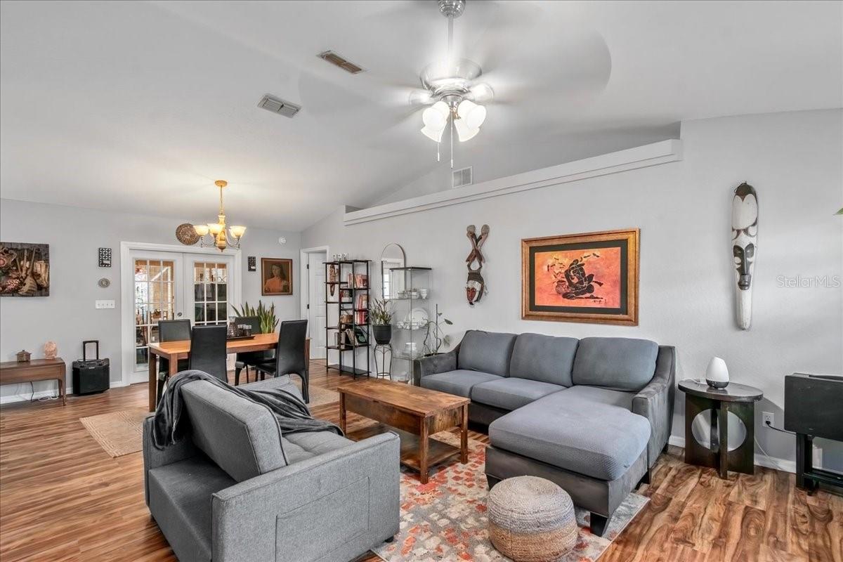 SILVER SPGS SHORES UN 26 - Residential