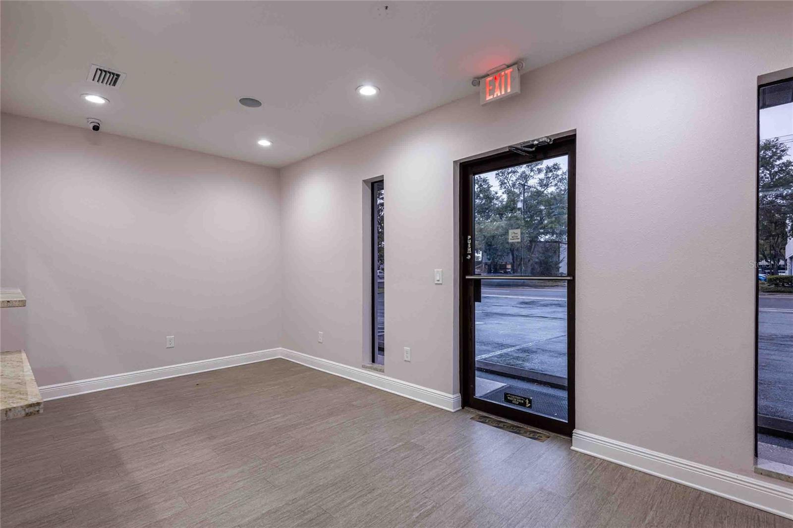 PRINCESS PARK 1 - Commercial Sale