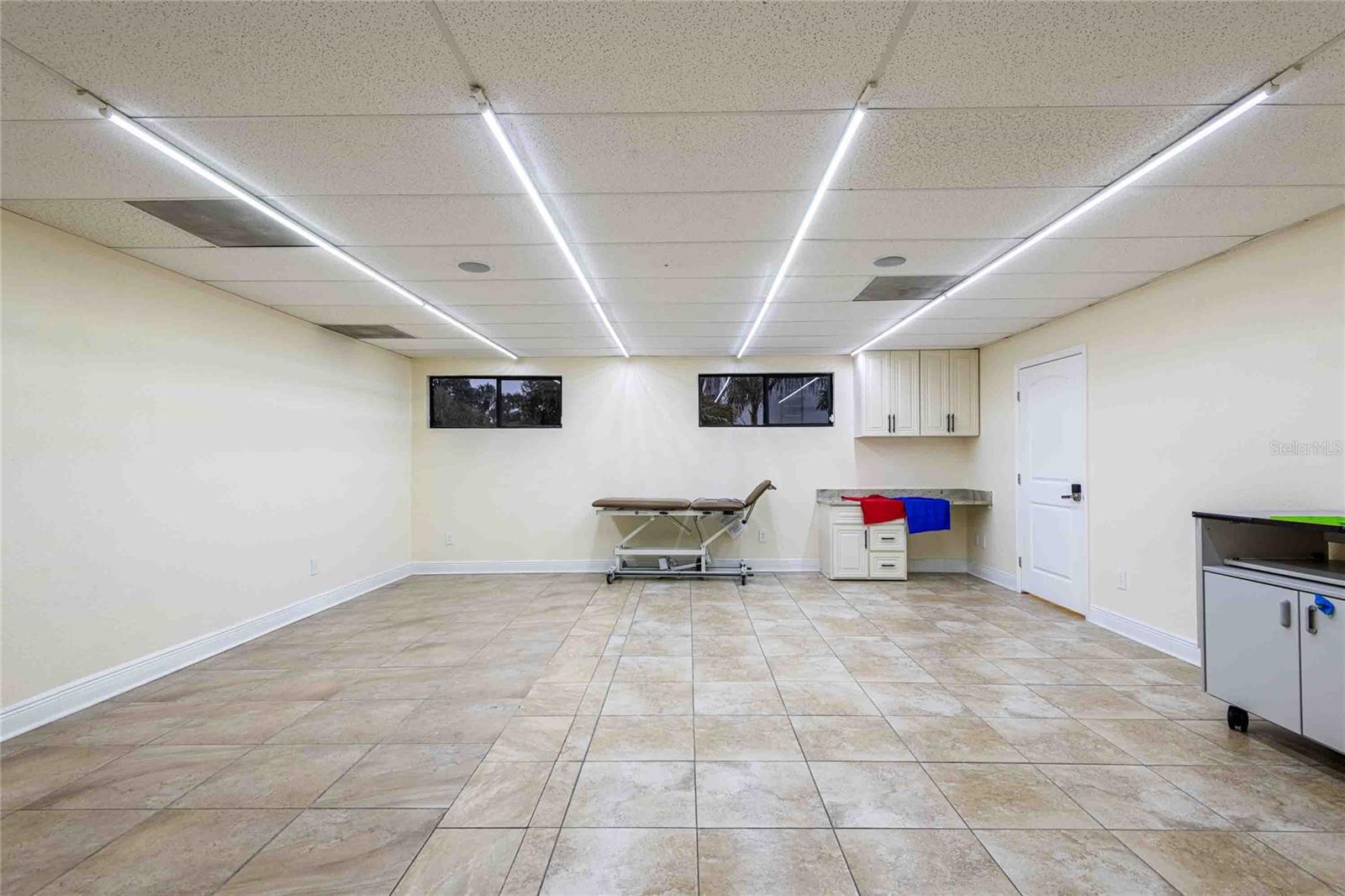 PRINCESS PARK 1 - Commercial Sale