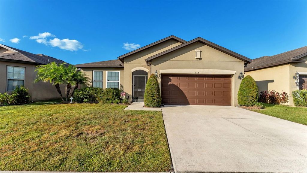 Photo of 8615 Rindge Road, Polk City, FL 33868 (MLS # L4956757)