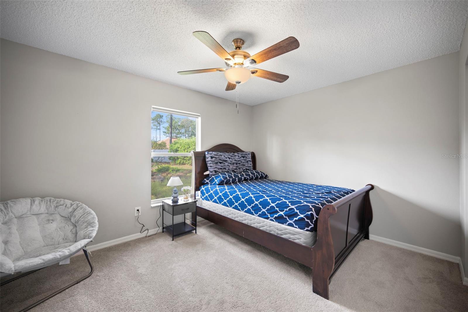 LEHIGH WOODS - Residential Lease