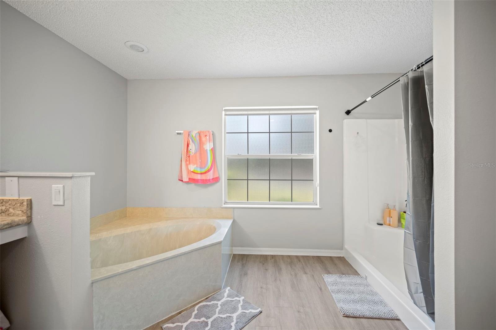 LEHIGH WOODS - Residential Lease