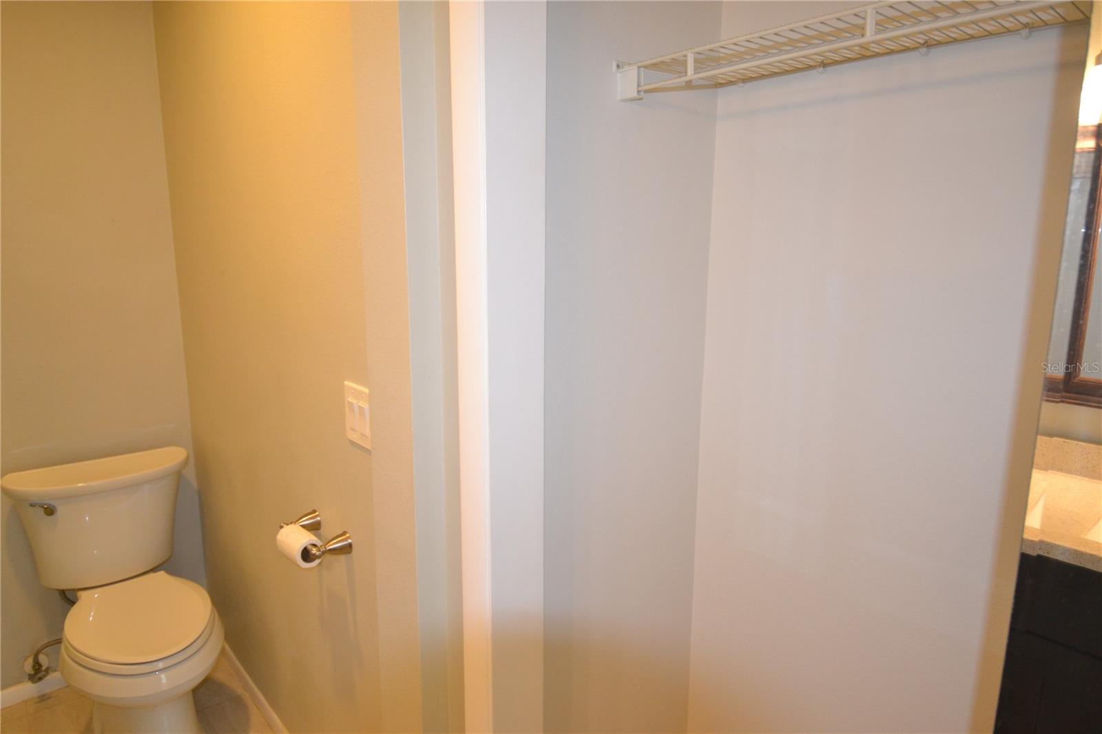 MOORINGS THE CONDO - Residential Lease