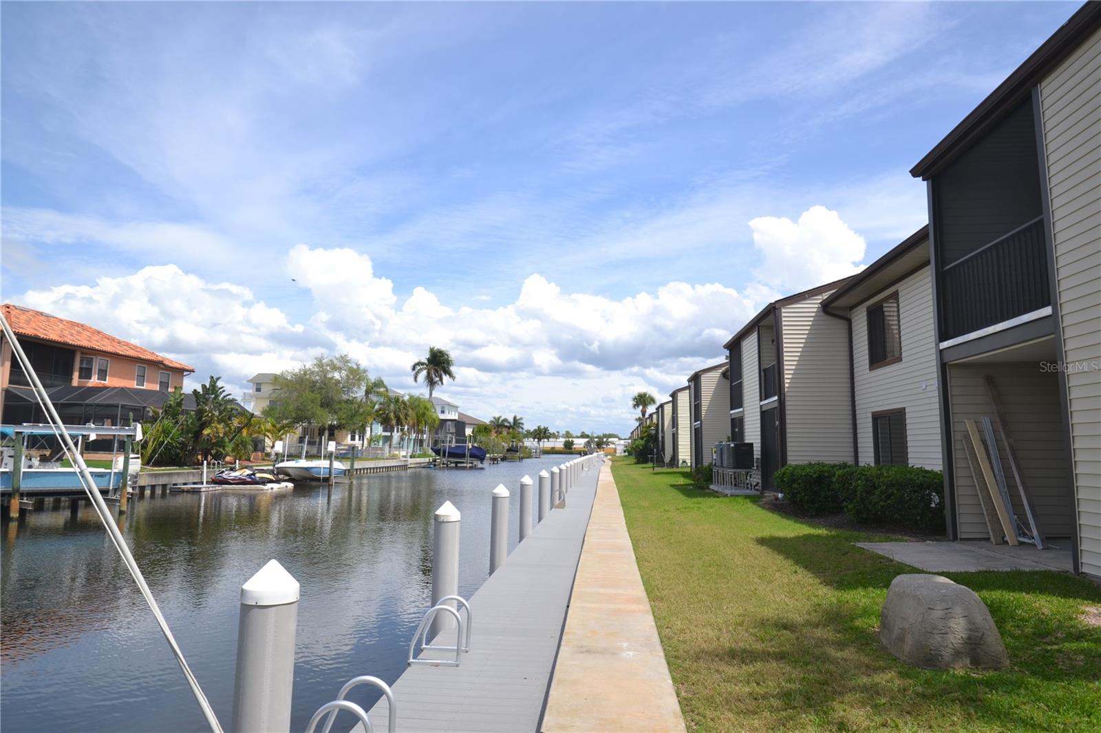 MOORINGS THE CONDO - Residential Lease