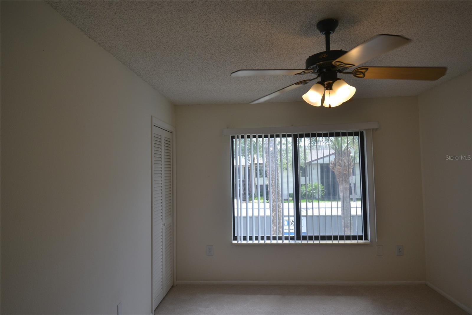 MOORINGS THE CONDO - Residential Lease
