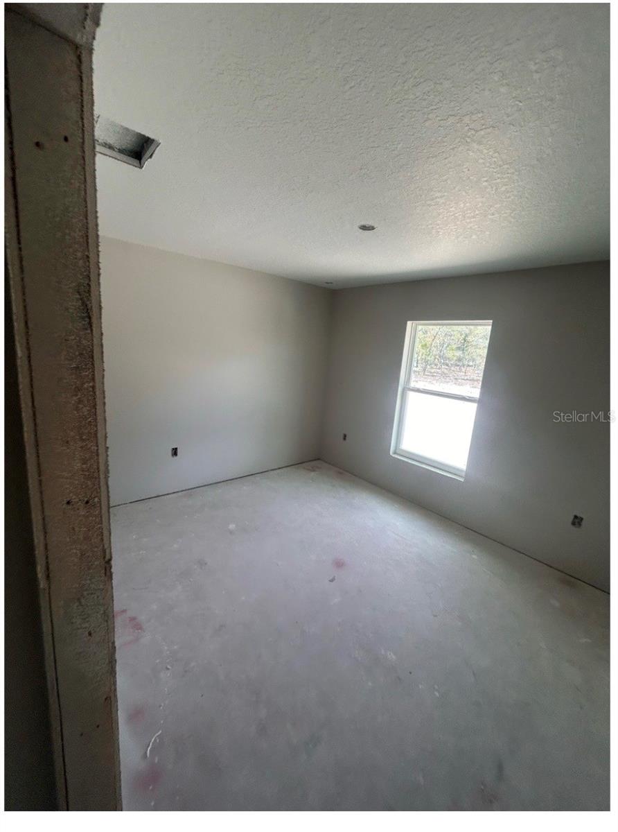 RAONBOW LAKES ESTATES - Residential