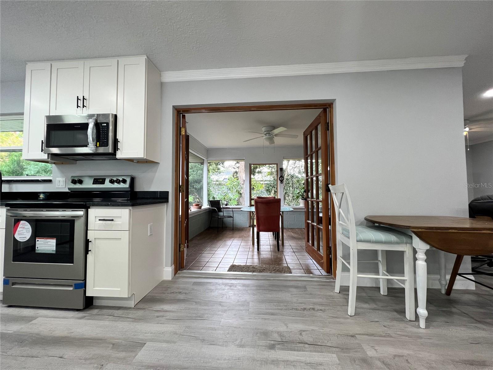 ROLLING ACRES ESTATES UNIT 02 - Residential