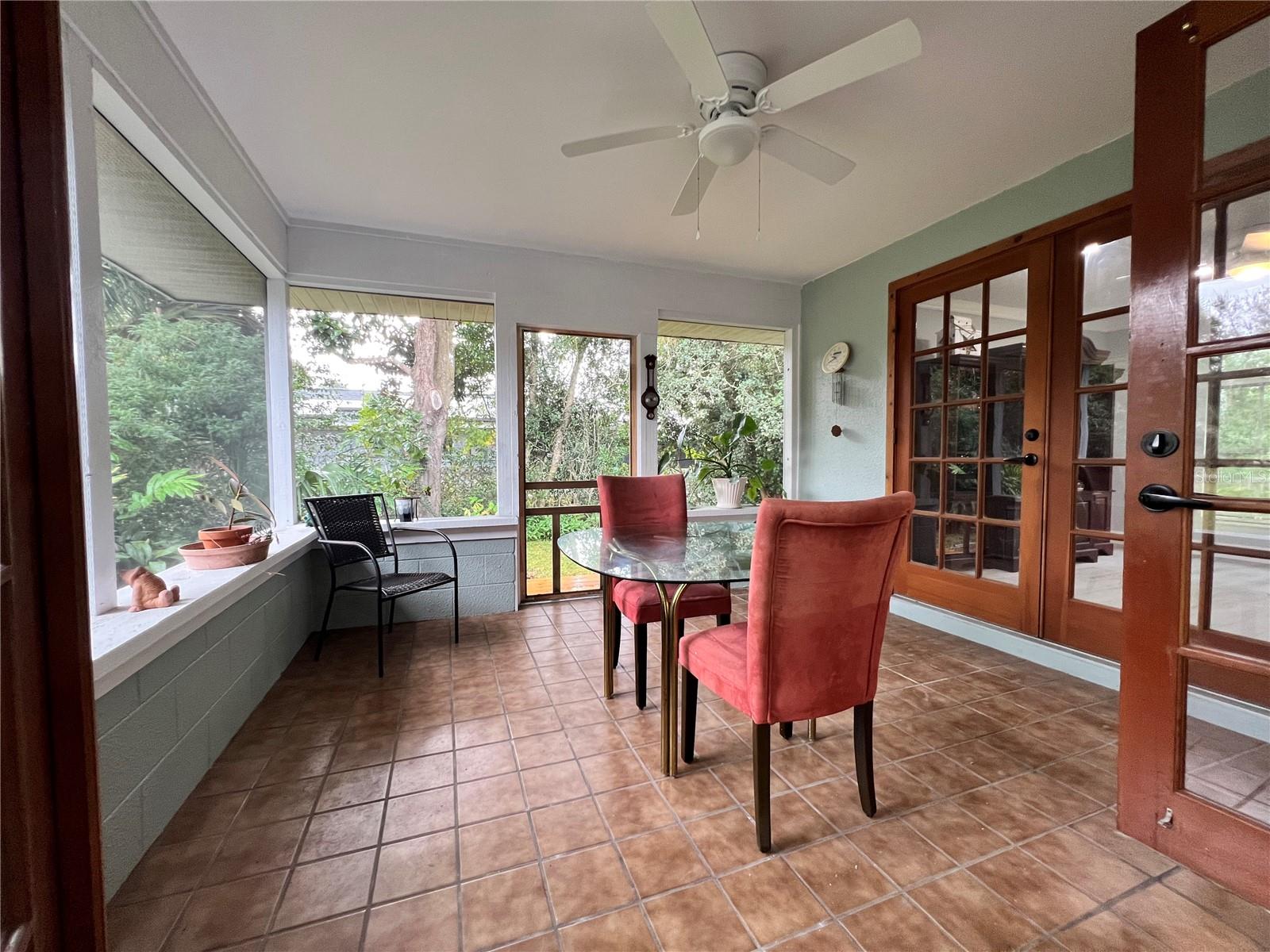 ROLLING ACRES ESTATES UNIT 02 - Residential