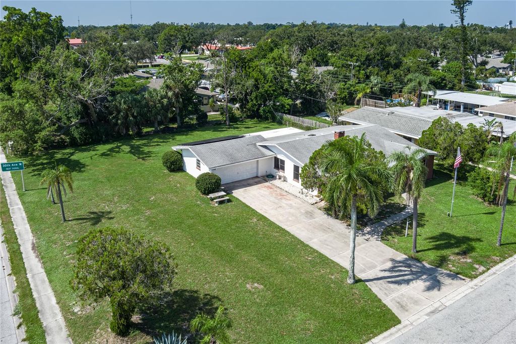 Photo of 2605 27th Avenue Drive W, Bradenton, FL 34205 (MLS # A4663768)