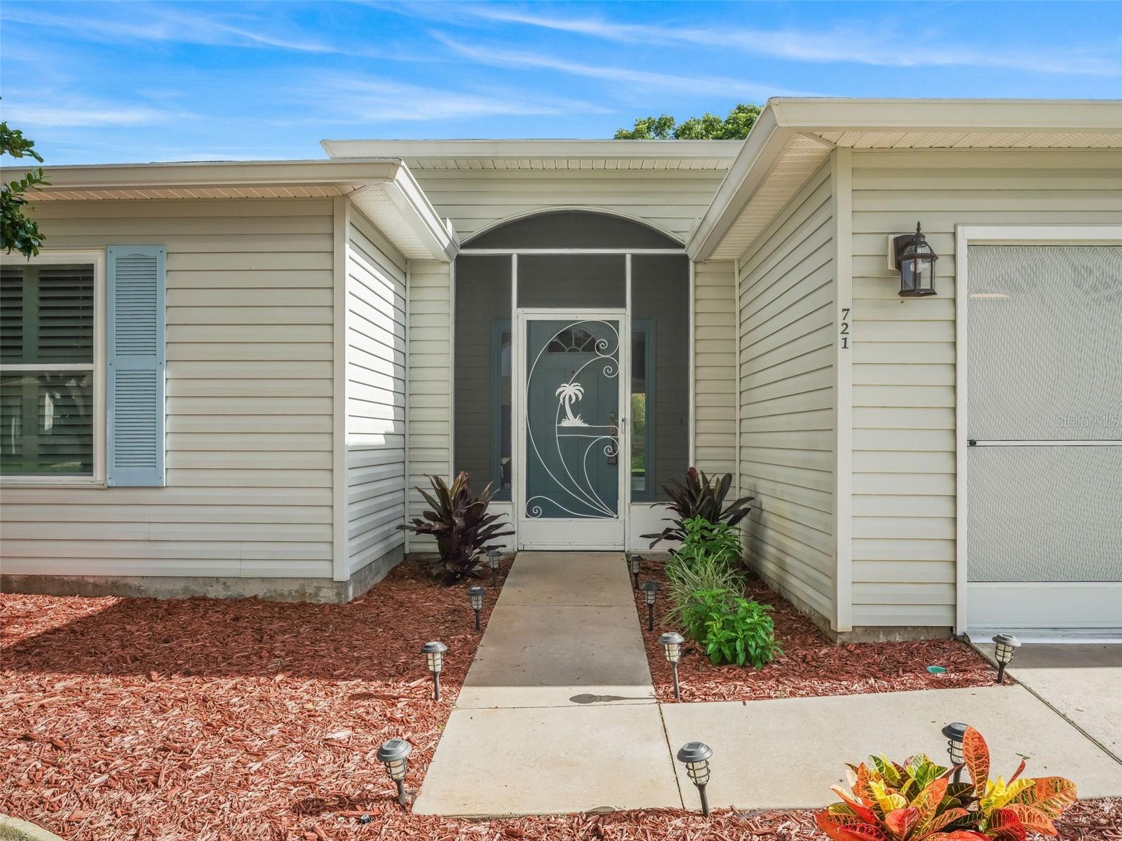 721 TIMBERCREST DRIVE