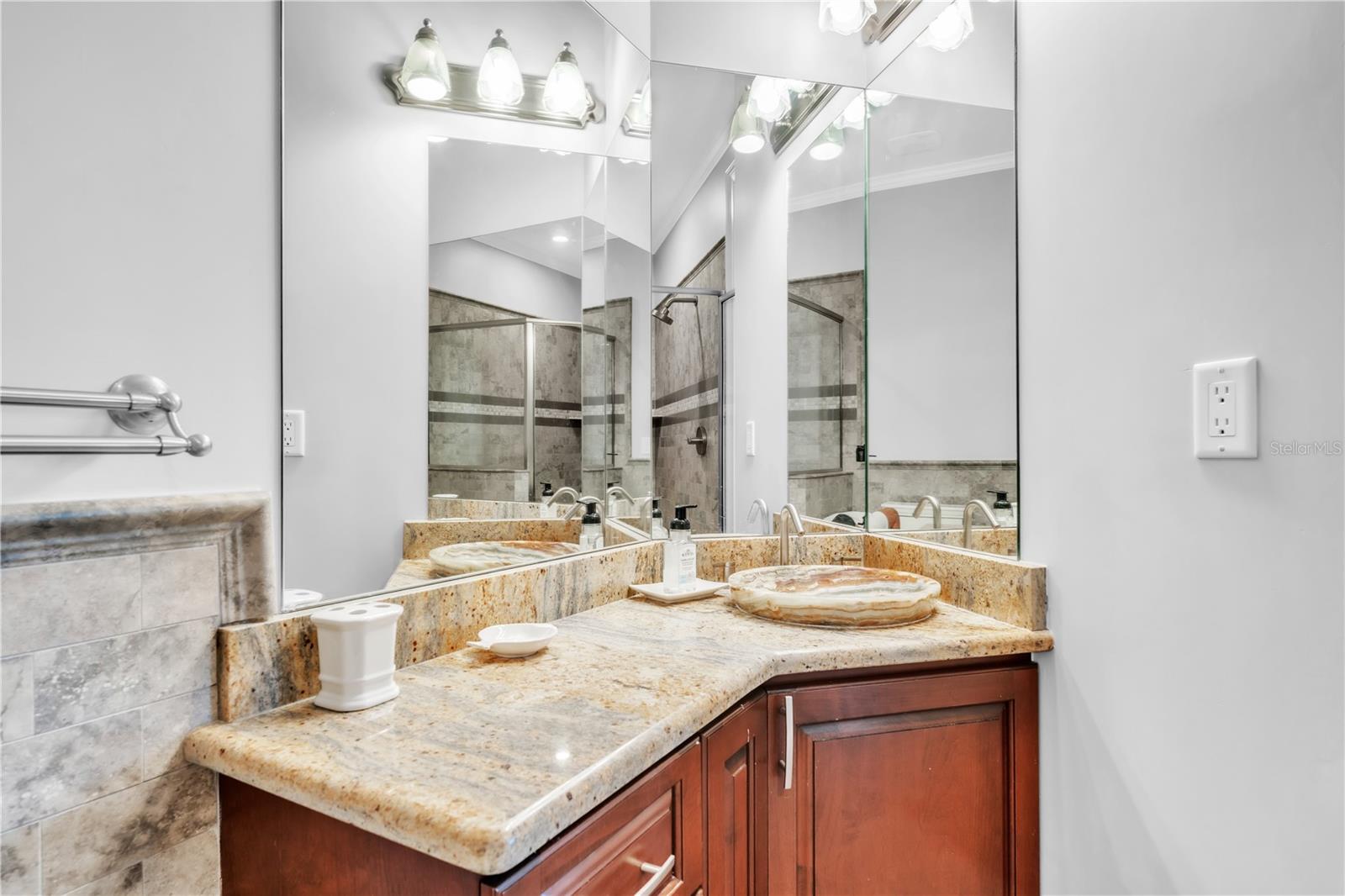 SOUTH CSWY ISLE 3RD ADD - Residential Lease