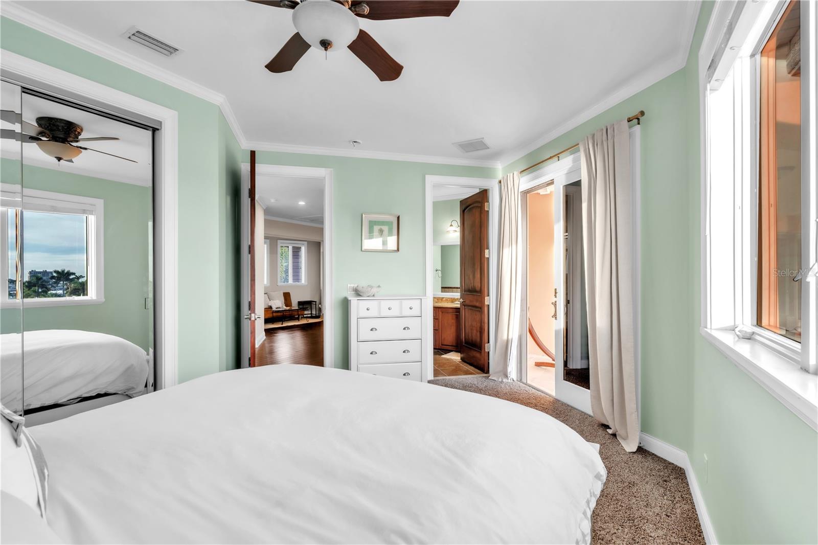 SOUTH CSWY ISLE 3RD ADD - Residential Lease