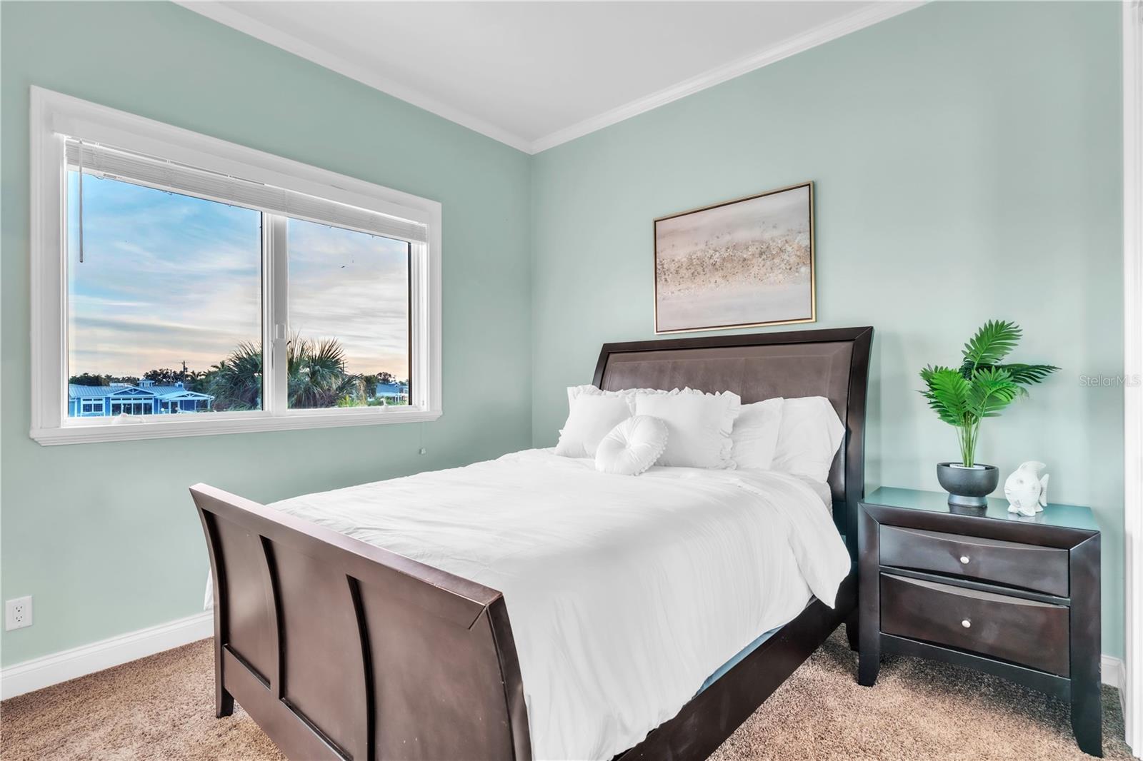 SOUTH CSWY ISLE 3RD ADD - Residential Lease