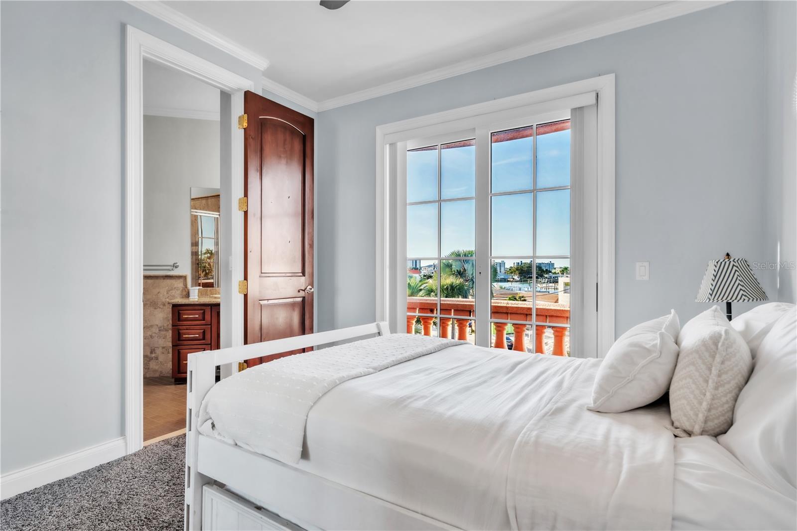 SOUTH CSWY ISLE 3RD ADD - Residential Lease