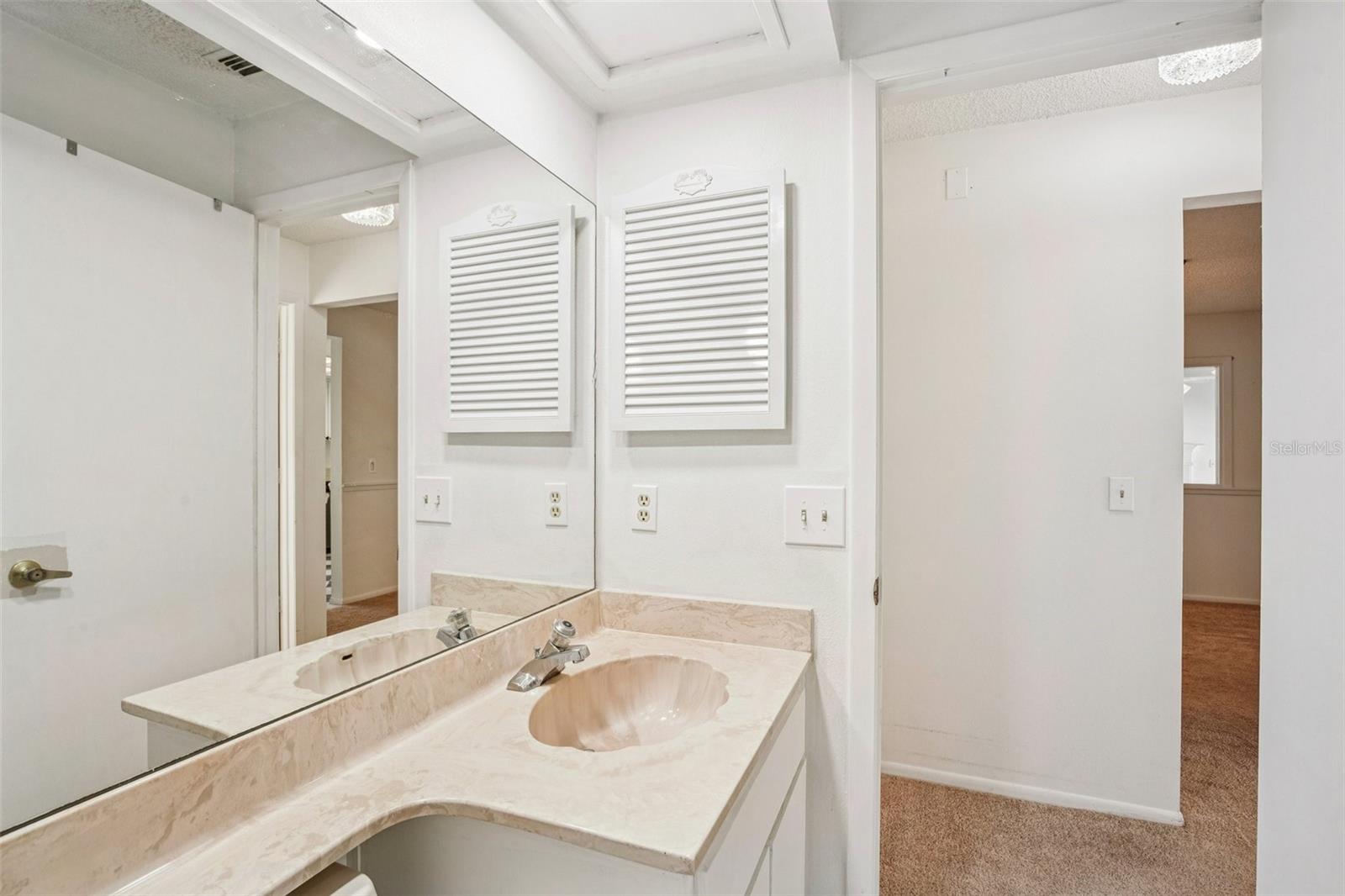 TIMBER OAKS - Residential