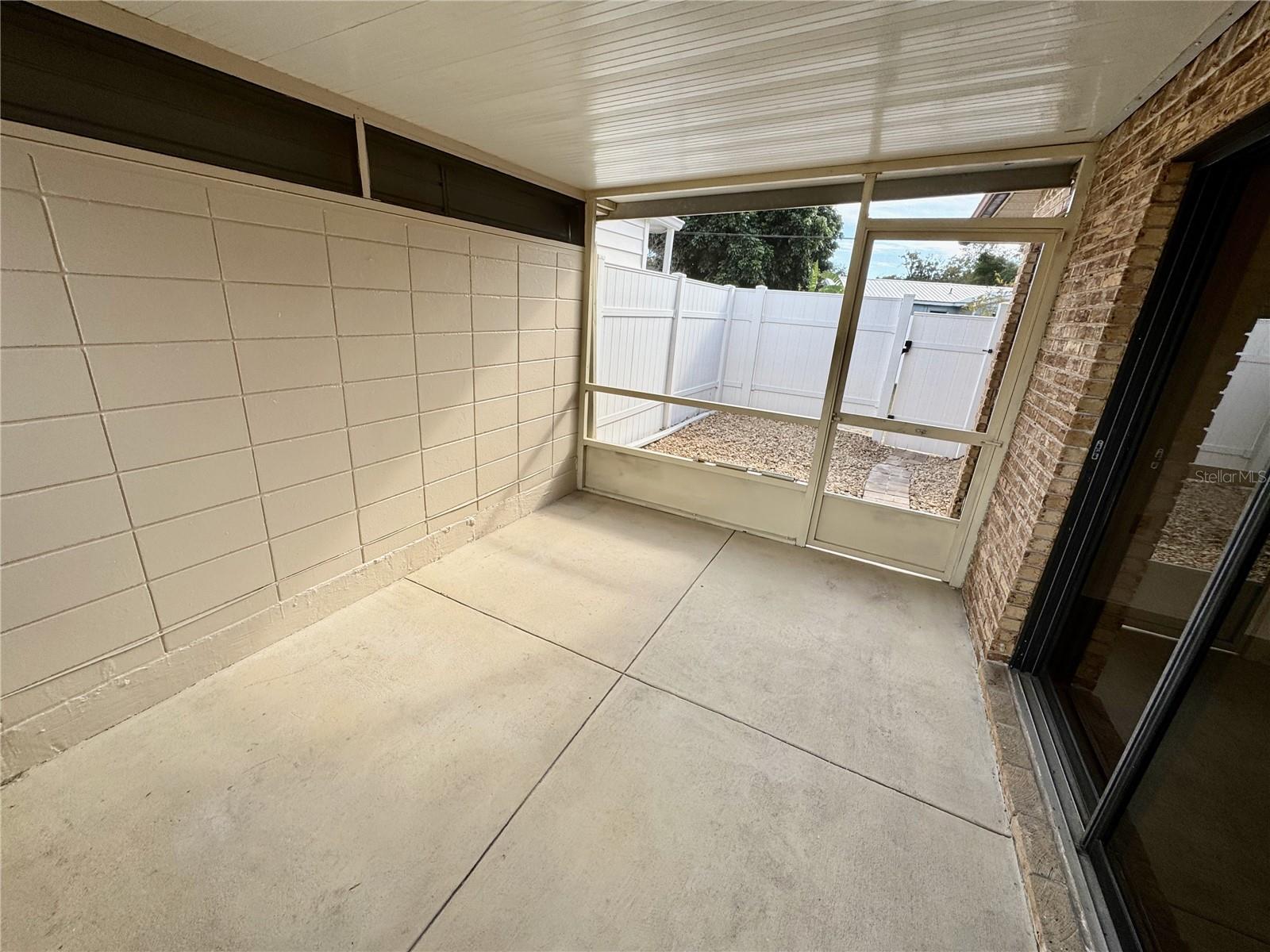 KELLWOOD VILLAGE A REP - Residential Lease